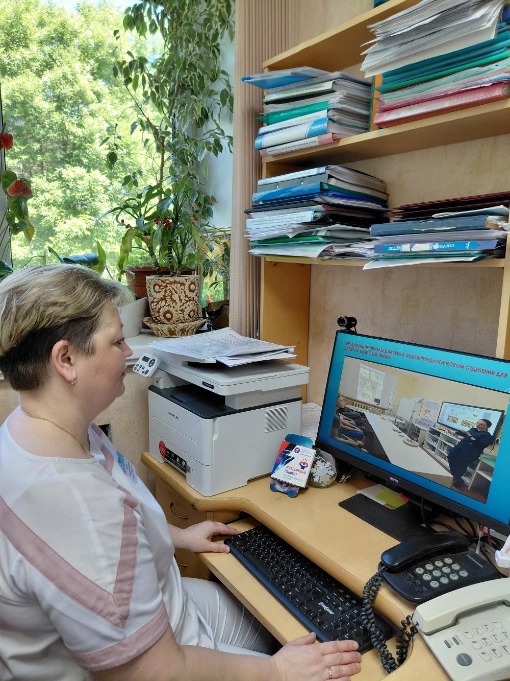 Светлана Николаевна Люткина выступила с докладом «Опыт работы школы диабета в эндокринологическом отделении для детей в ОБУЗ «ИвОКБ»